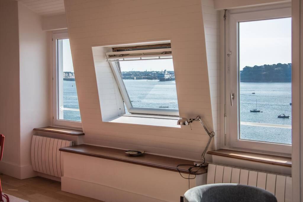 Dinard, Tres Bel Appartement***** Avec Vue Sur Mer Exteriör bild